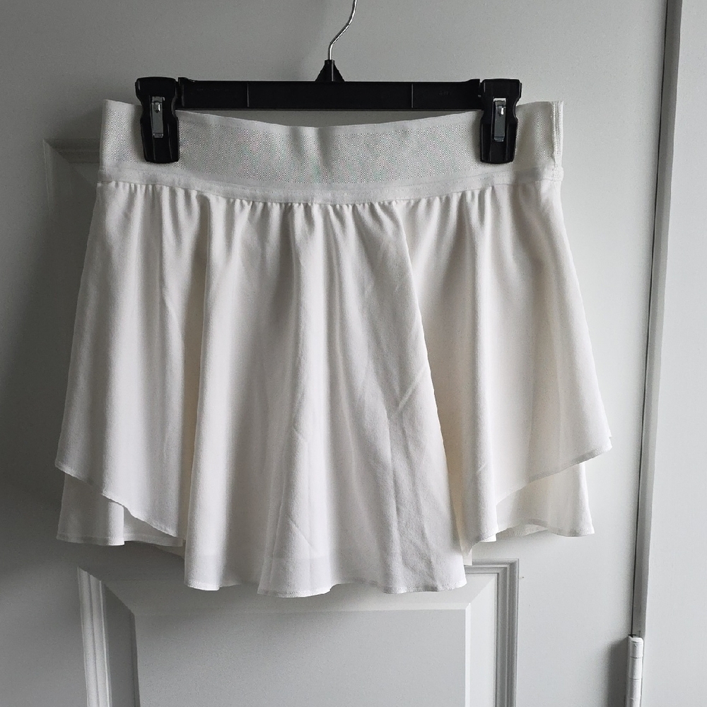 Lululemon Athletica White Tennis/paddleball/pickleball Skirt Size 8 G133